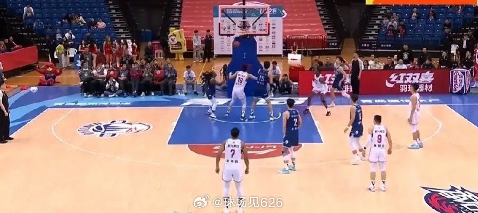 青岛vs龙狮直播视频，一个篮球迷的深夜观战指南
