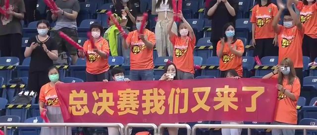 CBA总决赛G3,激情再燃,谁将问鼎总冠军? CBA总决赛G3,激情再燃,谁将问鼎总冠军?