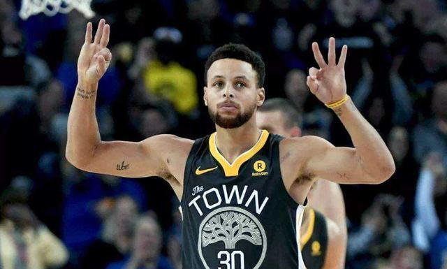 揭秘NBA巨星斯蒂芬·库里的非凡之路,188厘米的篮球传奇 揭秘NBA巨星斯蒂芬·库里的非凡之路,188厘米的篮球传奇